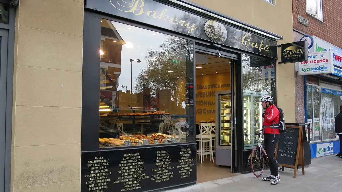 GAIL's – artisan bakery in Sale town centre